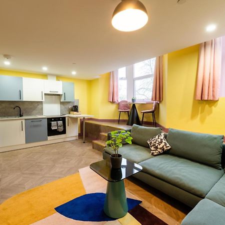 Aaron Wise - 51 Fitzhamon Apartments 카디프 외부 사진