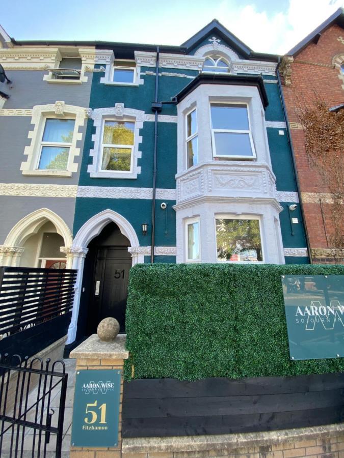 Aaron Wise - 51 Fitzhamon Apartments 카디프 외부 사진